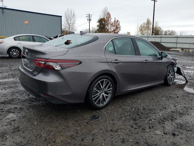 Photo 2 VIN: 4T1F31AK2NU573159 - TOYOTA CAMRY XLE 