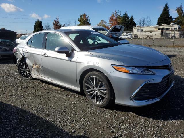 Photo 3 VIN: 4T1F31AK2PU054860 - TOYOTA CAMRY XLE 