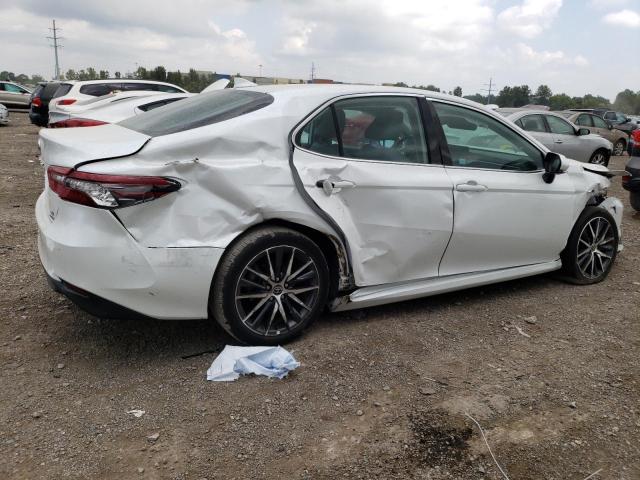 Photo 2 VIN: 4T1F31AK3NU573834 - TOYOTA CAMRY XLE 