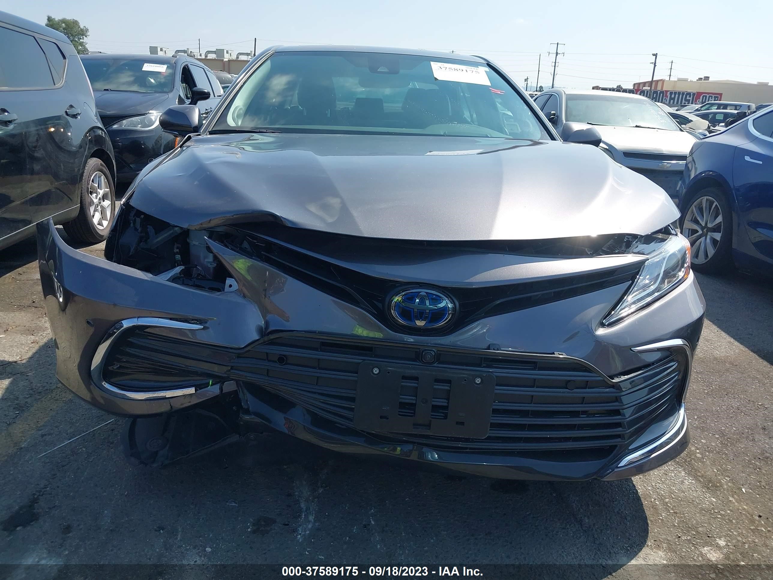 Photo 5 VIN: 4T1F31AK3NU579715 - TOYOTA CAMRY 