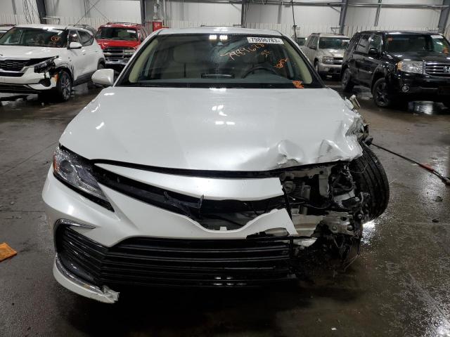 Photo 4 VIN: 4T1F31AK3NU582596 - TOYOTA CAMRY XLE 