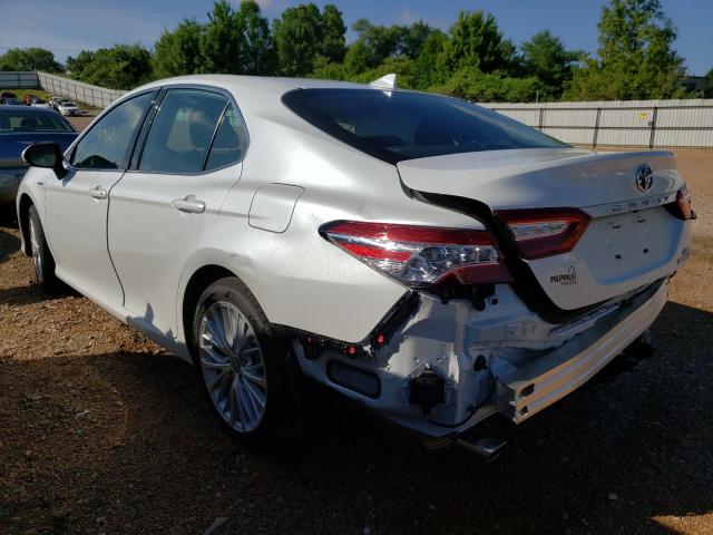 Photo 2 VIN: 4T1F31AK8LU532399 - TOYOTA CAMRY XLE 