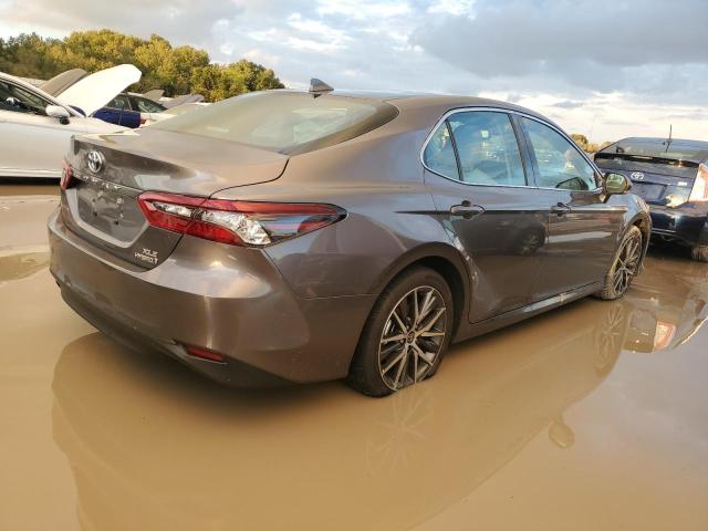 Photo 2 VIN: 4T1F31AK8RU072198 - TOYOTA CAMRY XLE 