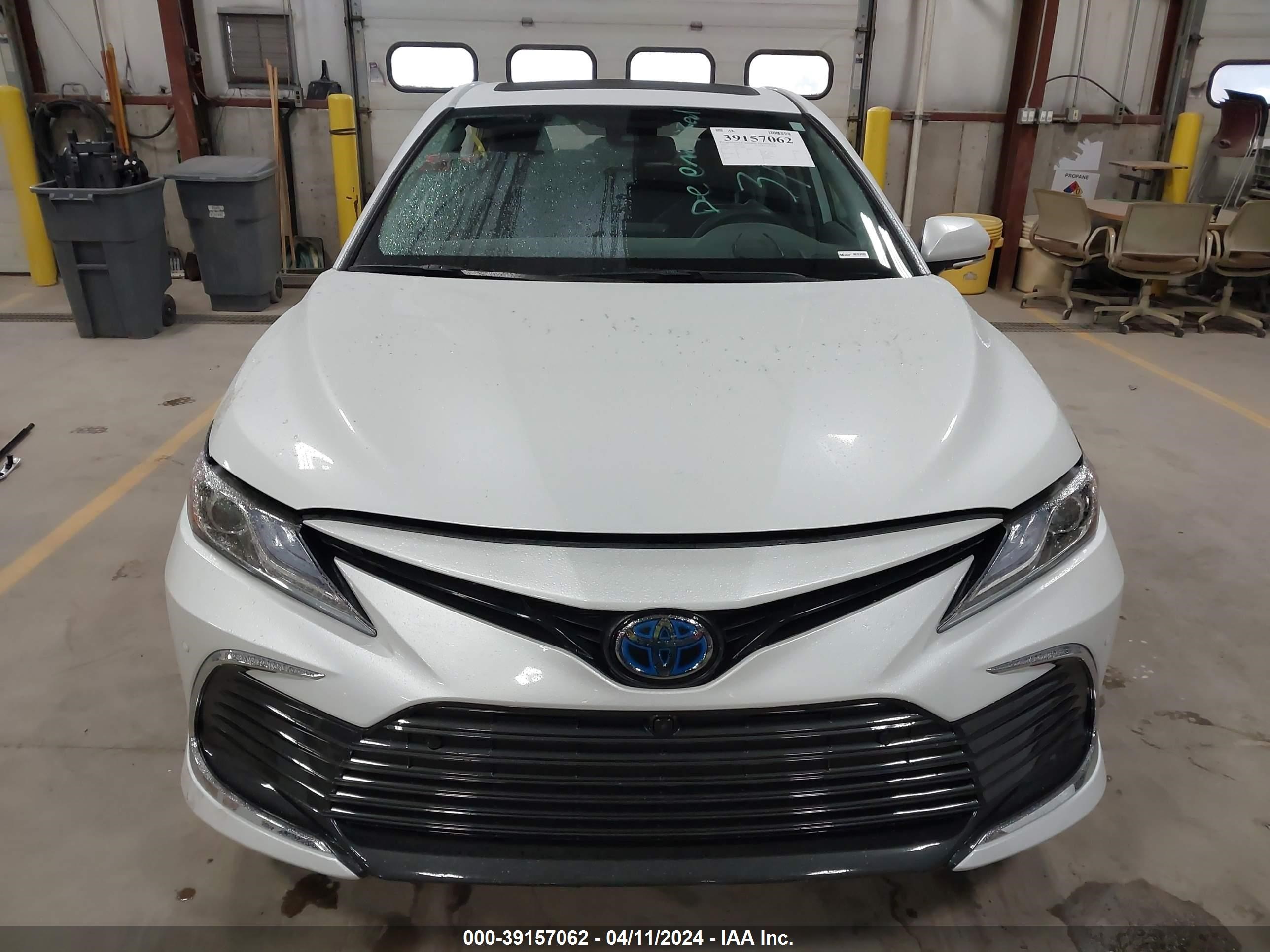 Photo 11 VIN: 4T1F31AK9RU624890 - TOYOTA CAMRY 