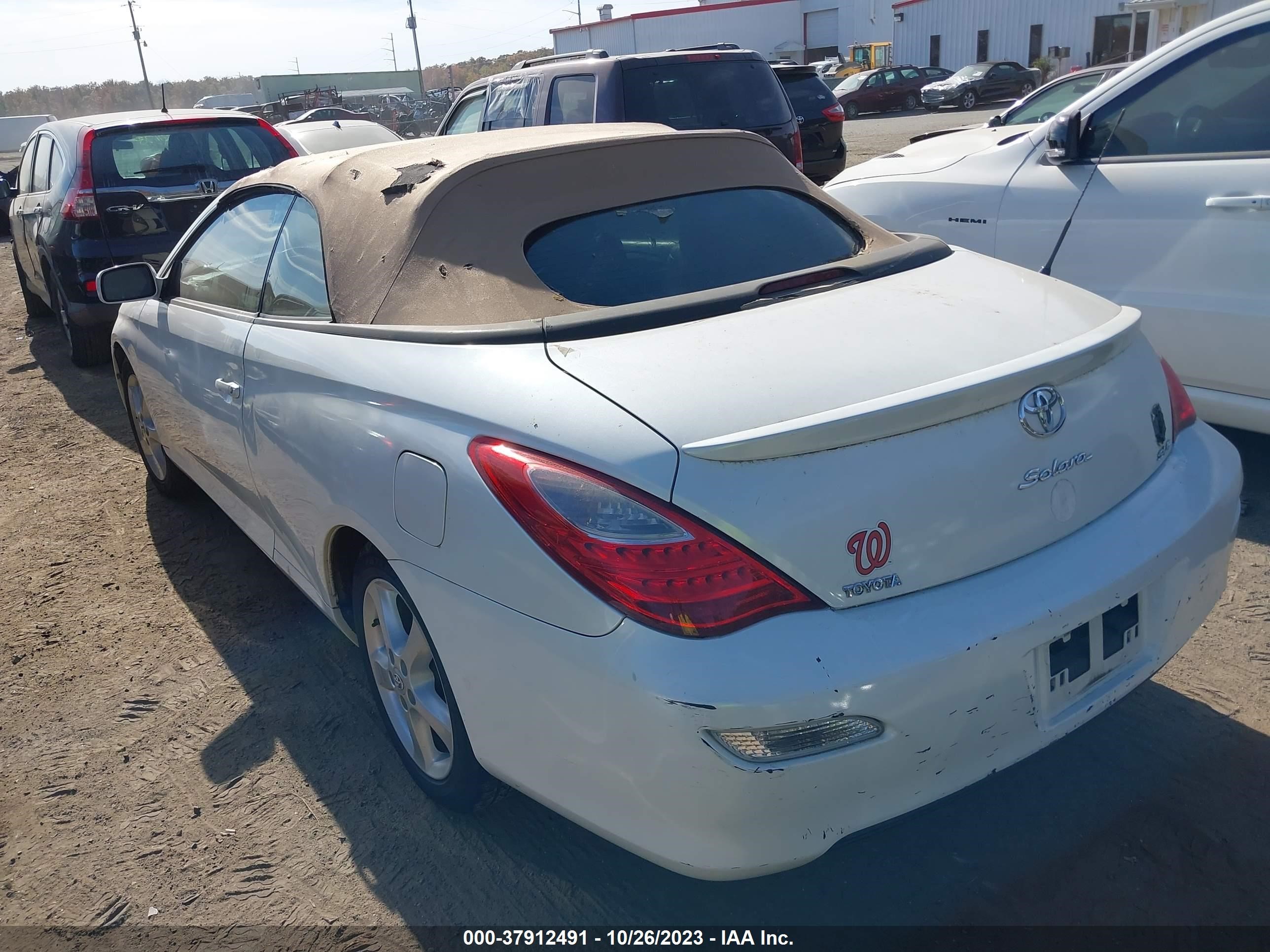 Photo 2 VIN: 4T1FA38P17U126912 - TOYOTA CAMRY SOLARA 