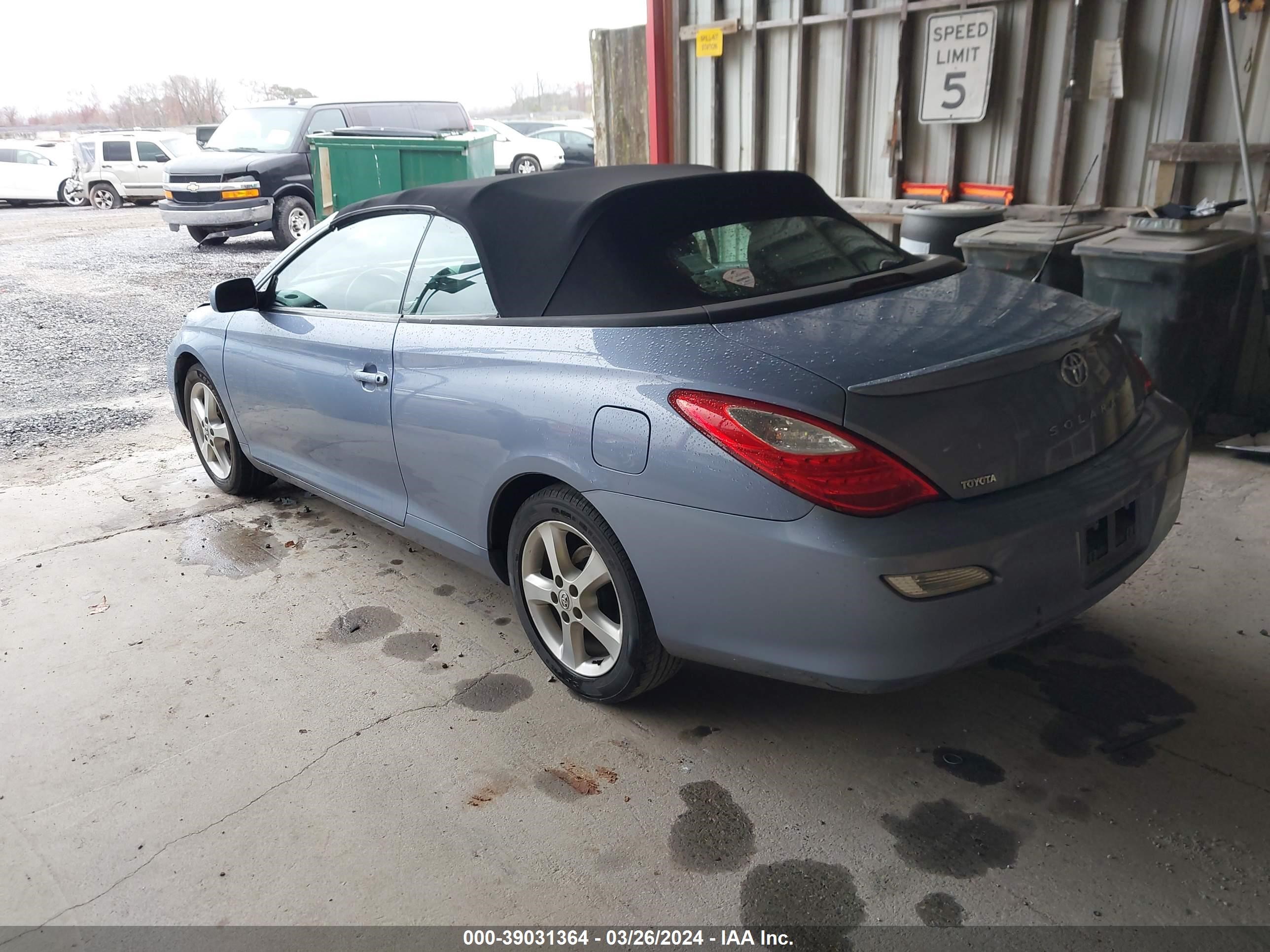 Photo 2 VIN: 4T1FA38P18U140889 - TOYOTA CAMRY SOLARA 