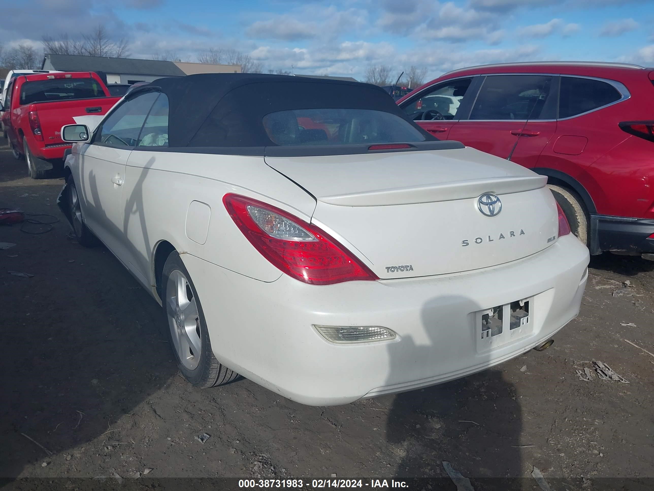 Photo 2 VIN: 4T1FA38P47U120540 - TOYOTA CAMRY SOLARA 