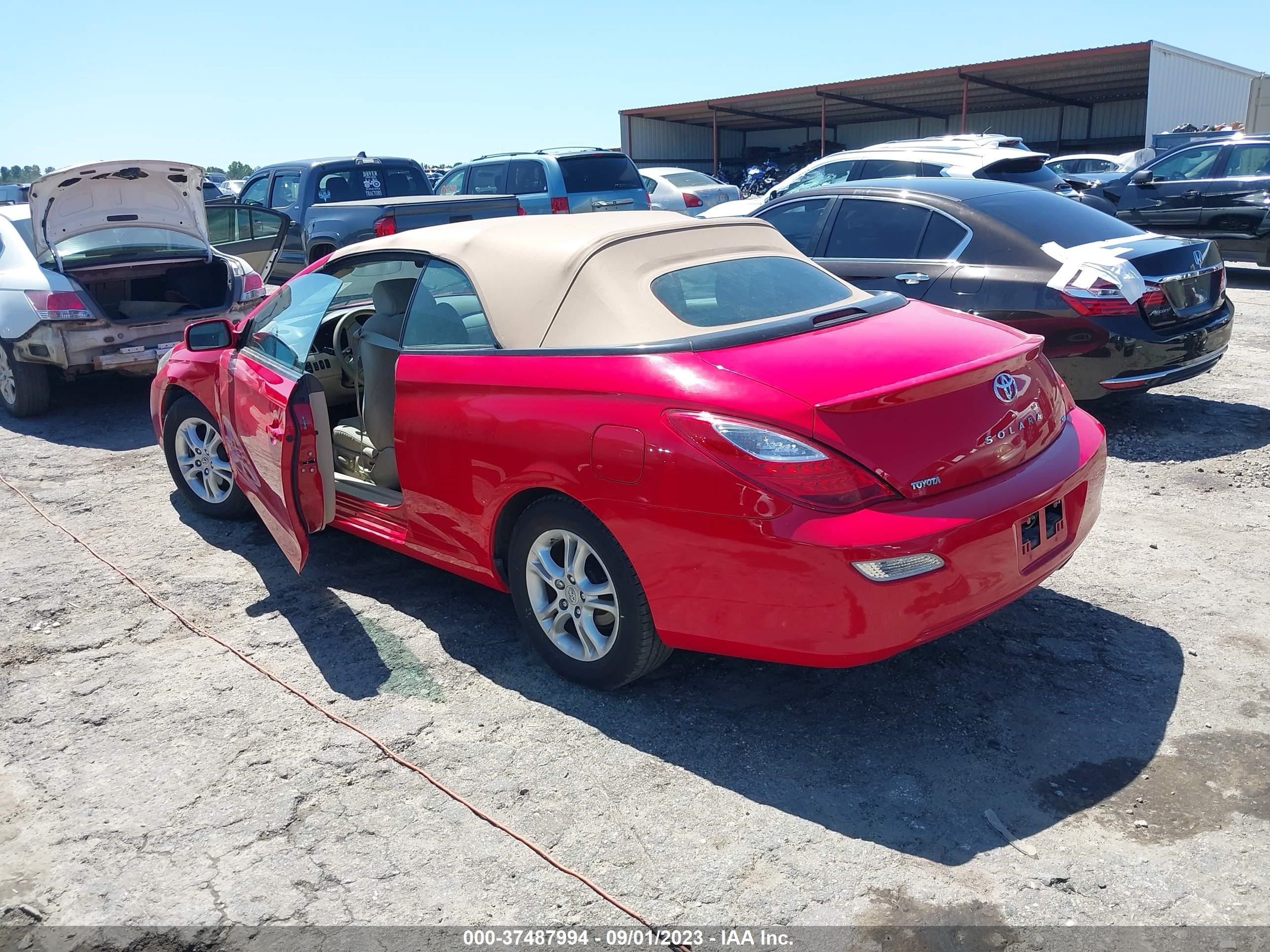 Photo 2 VIN: 4T1FA38P48U139235 - TOYOTA CAMRY SOLARA 