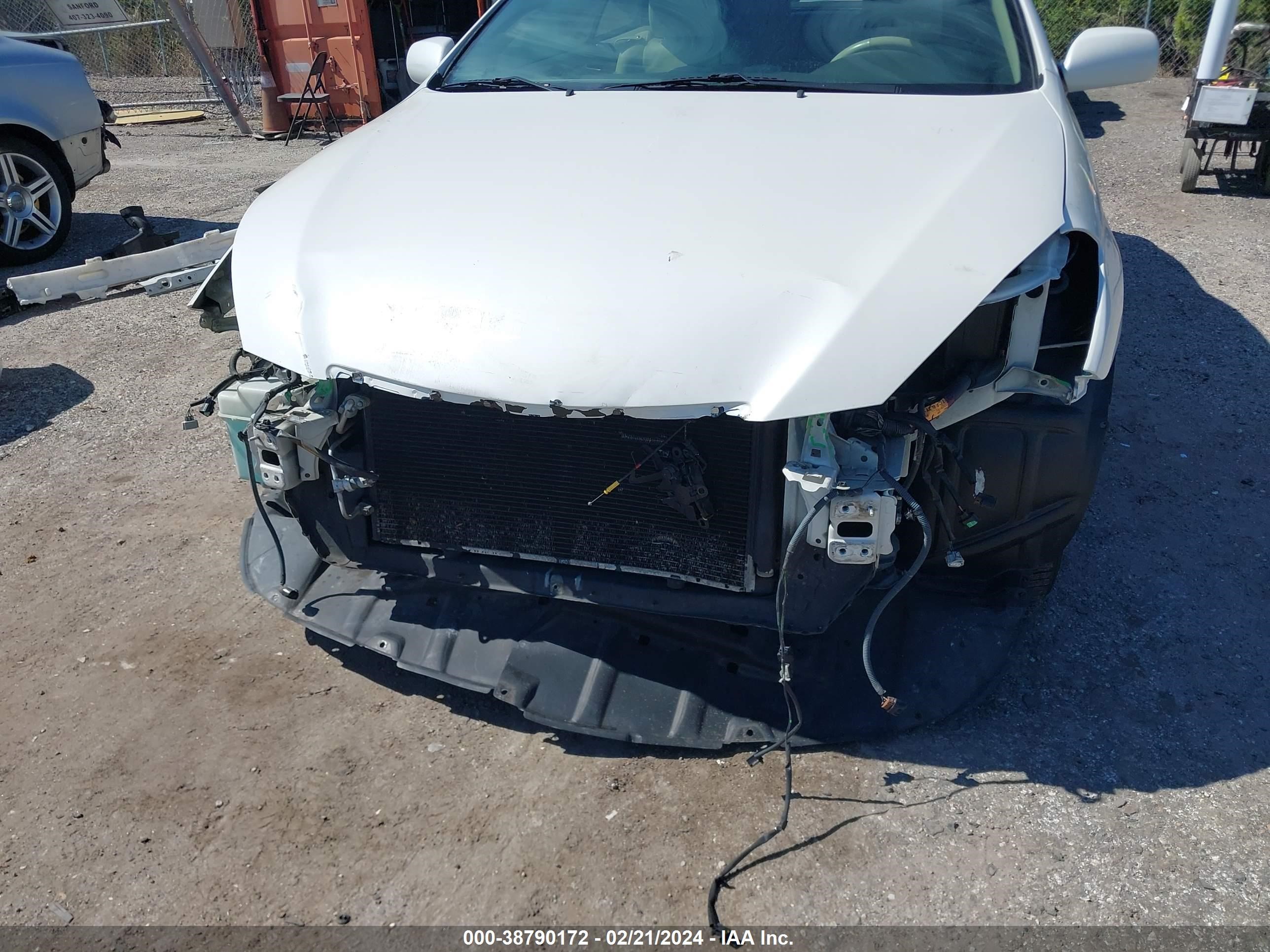 Photo 5 VIN: 4T1FA38P66U066608 - TOYOTA CAMRY SOLARA 