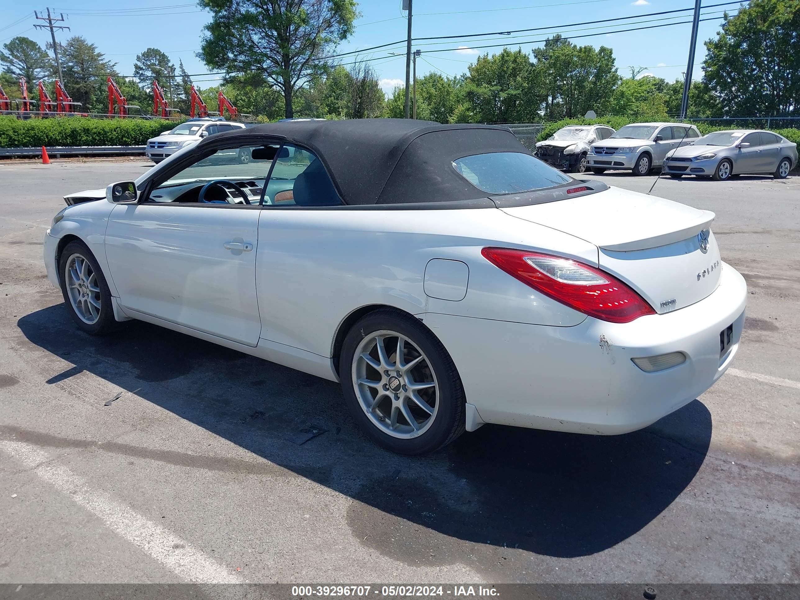 Photo 2 VIN: 4T1FA38P68U136644 - TOYOTA CAMRY SOLARA 