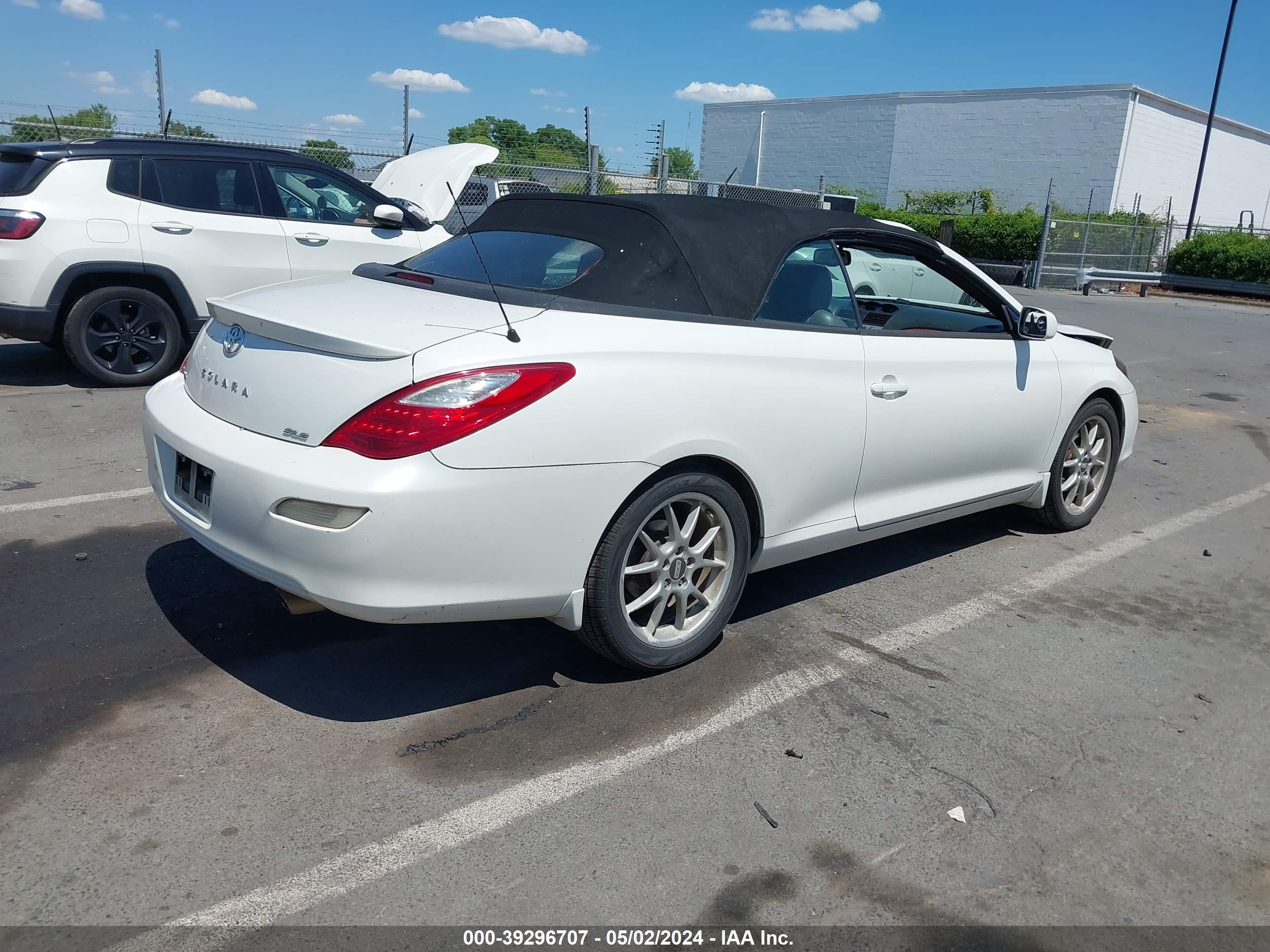 Photo 3 VIN: 4T1FA38P68U136644 - TOYOTA CAMRY SOLARA 