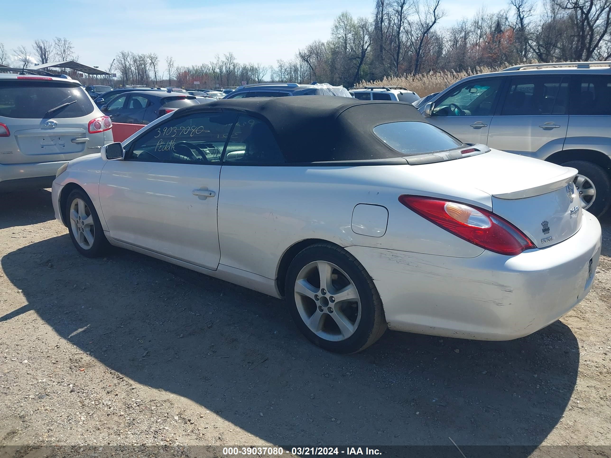 Photo 2 VIN: 4T1FA38P74U032108 - TOYOTA CAMRY SOLARA 