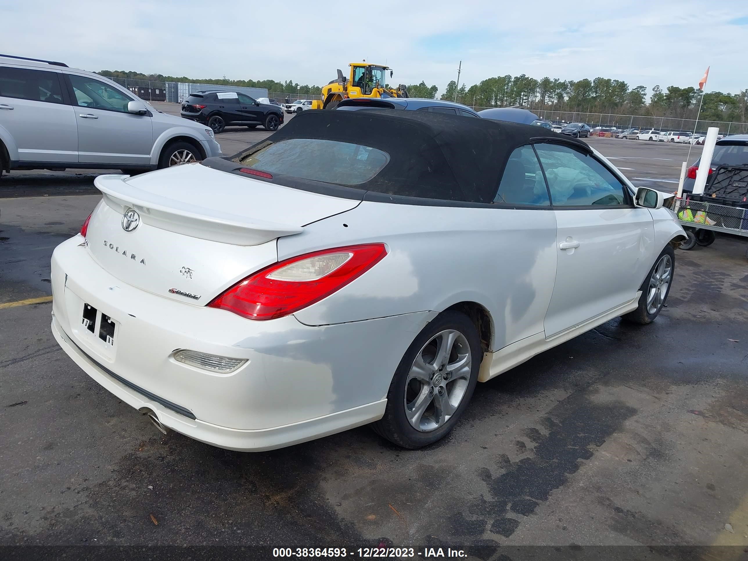 Photo 3 VIN: 4T1FA38P78U153047 - TOYOTA CAMRY SOLARA 