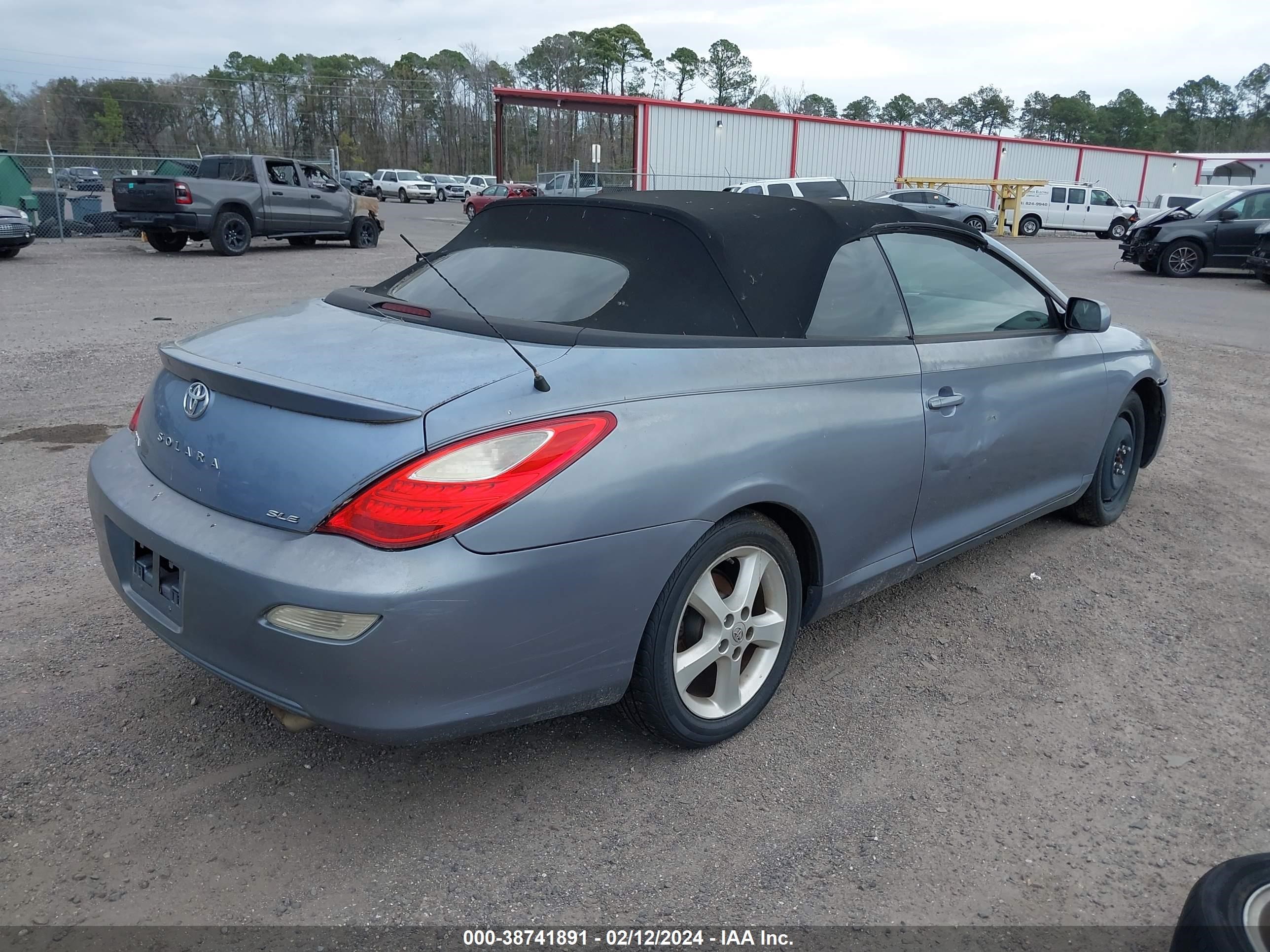 Photo 3 VIN: 4T1FA38P87U118726 - TOYOTA CAMRY SOLARA 