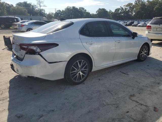 Photo 2 VIN: 4T1FZ1AK2NU062355 - TOYOTA CAMRY XLE 