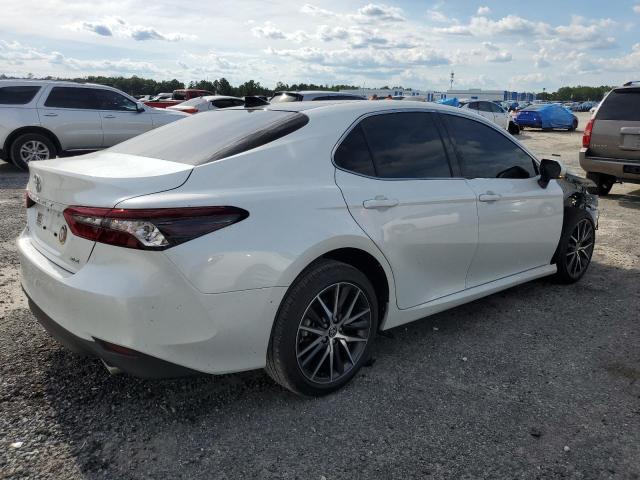 Photo 2 VIN: 4T1FZ1AK2RU094289 - TOYOTA CAMRY XLE 