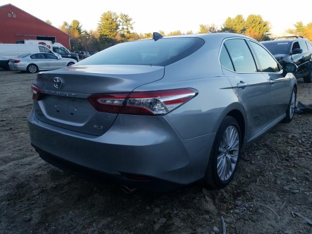 Photo 3 VIN: 4T1FZ1AK4LU033369 - TOYOTA CAMRY XLE 