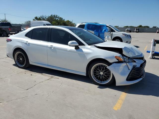 Photo 3 VIN: 4T1FZ1AKXMU053689 - TOYOTA CAMRY XLE 