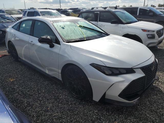 Photo 3 VIN: 4T1FZ1FB8LU038938 - TOYOTA AVALON XSE 