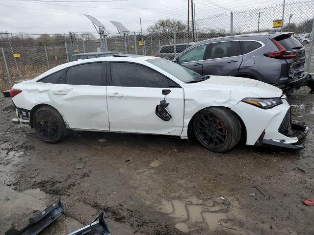 Photo 3 VIN: 4T1FZ1FBXLU045597 - TOYOTA AVALON XSE 