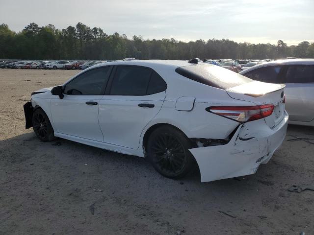 Photo 1 VIN: 4T1G11AK0LU304228 - TOYOTA CAMRY SE 