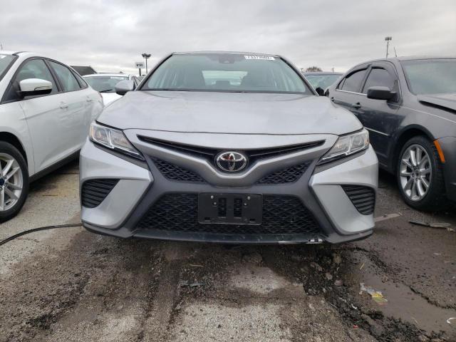 Photo 4 VIN: 4T1G11AK0LU338962 - TOYOTA CAMRY SE 