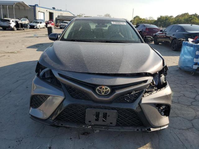 Photo 4 VIN: 4T1G11AK0LU357866 - TOYOTA CAMRY SE 