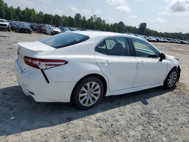 Photo 2 VIN: 4T1G11AK0LU381889 - TOYOTA CAMRY 