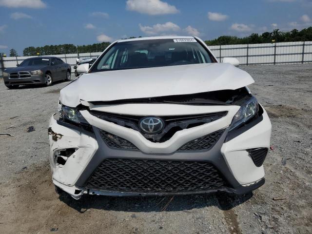 Photo 4 VIN: 4T1G11AK0LU381889 - TOYOTA CAMRY 