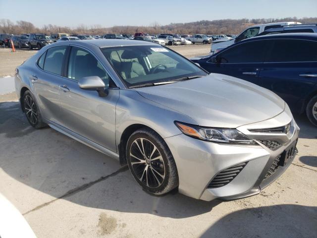 Photo 3 VIN: 4T1G11AK0LU386400 - TOYOTA CAMRY SE 