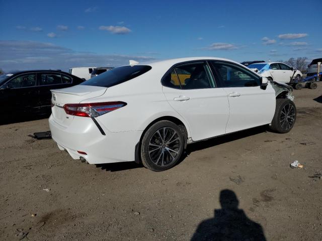 Photo 2 VIN: 4T1G11AK0LU509998 - TOYOTA CAMRY SE 