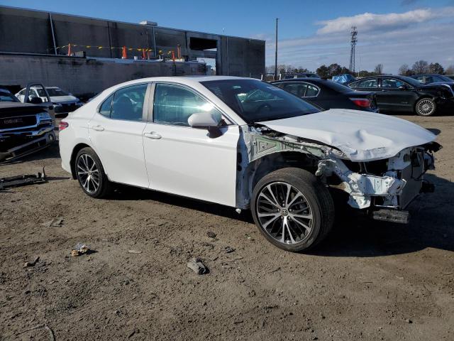 Photo 3 VIN: 4T1G11AK0LU509998 - TOYOTA CAMRY SE 