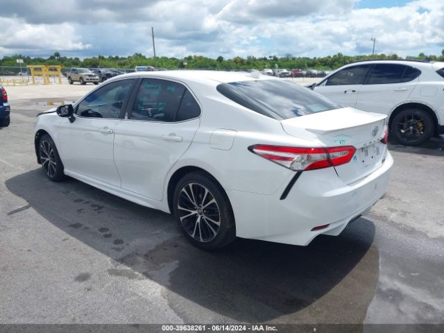 Photo 2 VIN: 4T1G11AK0LU864055 - TOYOTA CAMRY 