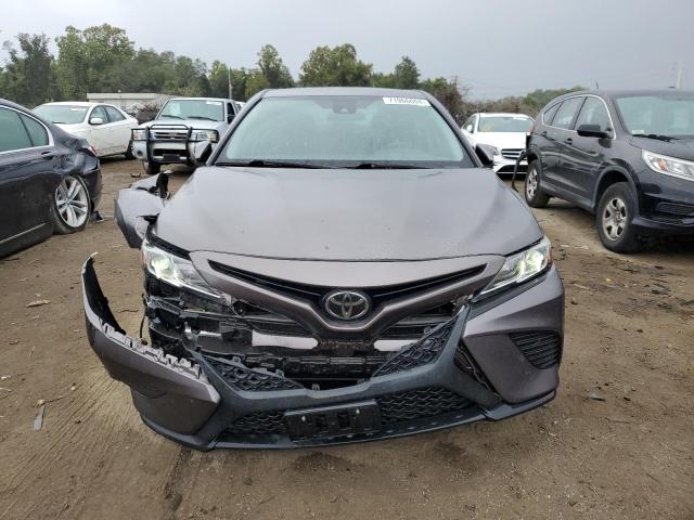 Photo 4 VIN: 4T1G11AK0LU891613 - TOYOTA CAMRY SE 