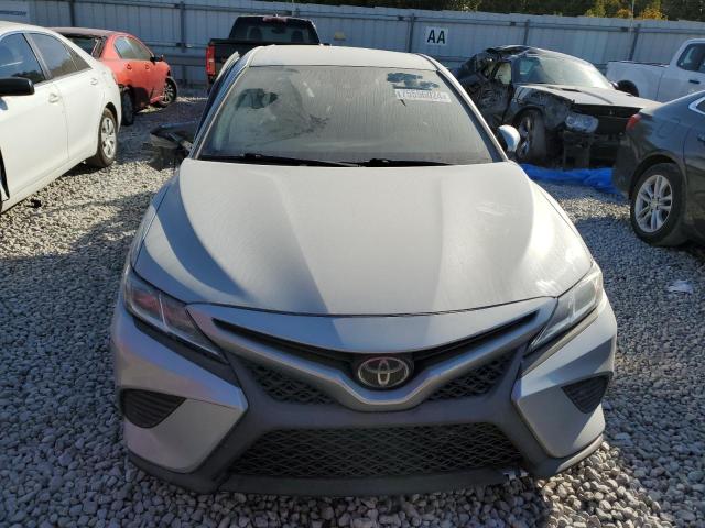 Photo 4 VIN: 4T1G11AK0LU904375 - TOYOTA CAMRY SE 