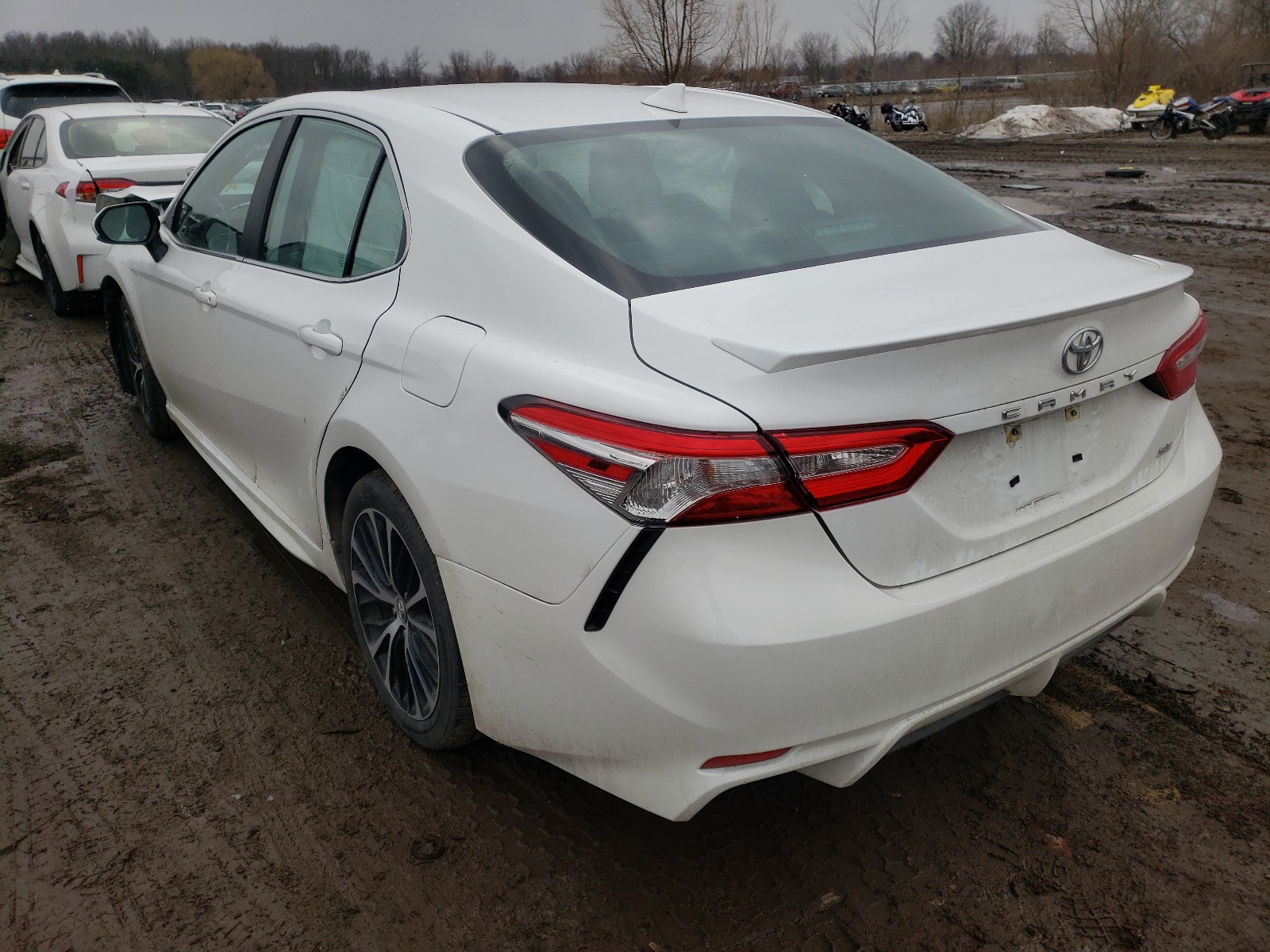 Photo 2 VIN: 4T1G11AK0LU927431 - TOYOTA CAMRY SE 