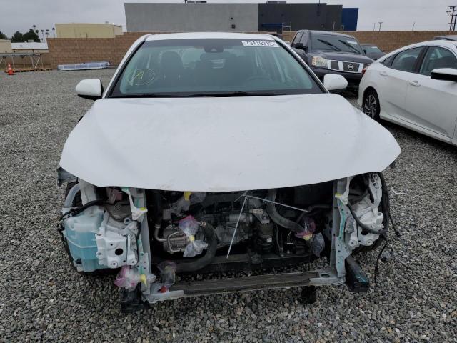 Photo 4 VIN: 4T1G11AK0LU944827 - TOYOTA CAMRY SE 