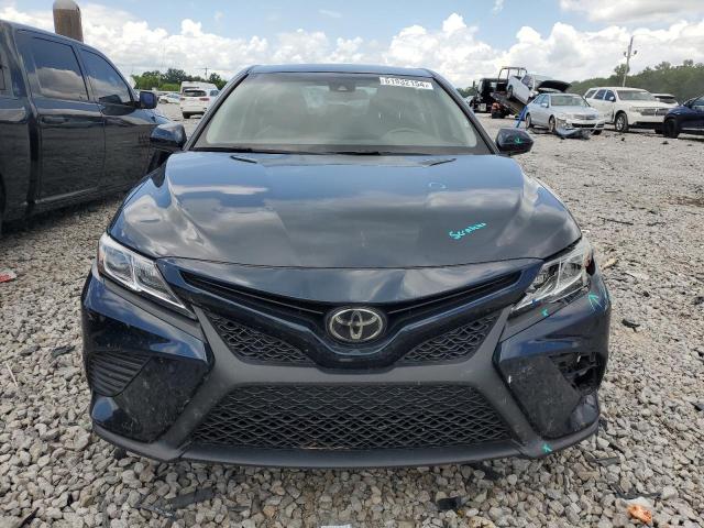 Photo 4 VIN: 4T1G11AK0LU971557 - TOYOTA CAMRY SE 