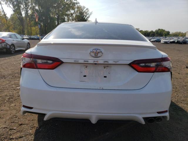 Photo 5 VIN: 4T1G11AK0MU426508 - TOYOTA CAMRY SE 