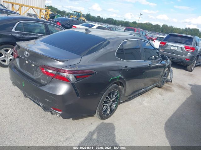 Photo 3 VIN: 4T1G11AK0MU521215 - TOYOTA CAMRY 