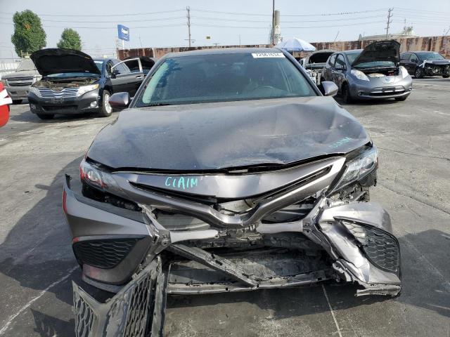 Photo 4 VIN: 4T1G11AK0MU554554 - TOYOTA CAMRY SE 