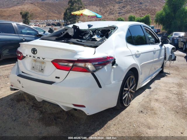 Photo 3 VIN: 4T1G11AK0MU558524 - TOYOTA CAMRY 