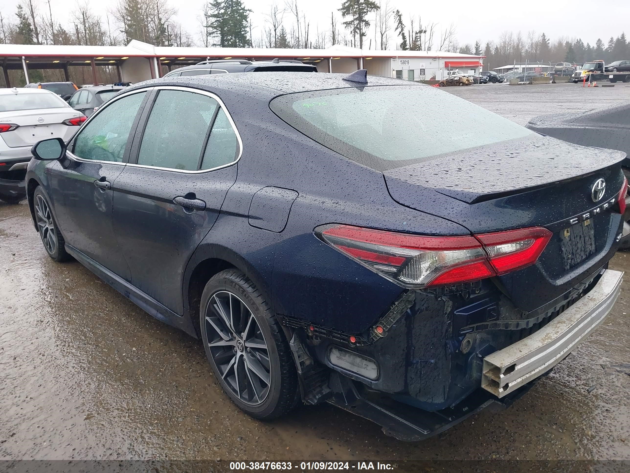 Photo 2 VIN: 4T1G11AK0MU567157 - TOYOTA CAMRY 