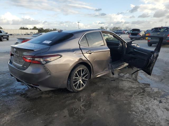 Photo 2 VIN: 4T1G11AK0MU594360 - TOYOTA CAMRY SE 