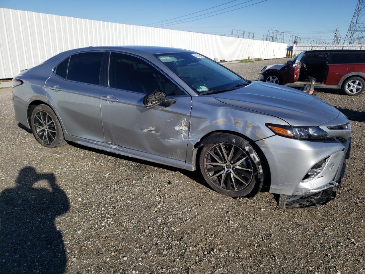 Photo 3 VIN: 4T1G11AK0NU618271 - TOYOTA CAMRY 