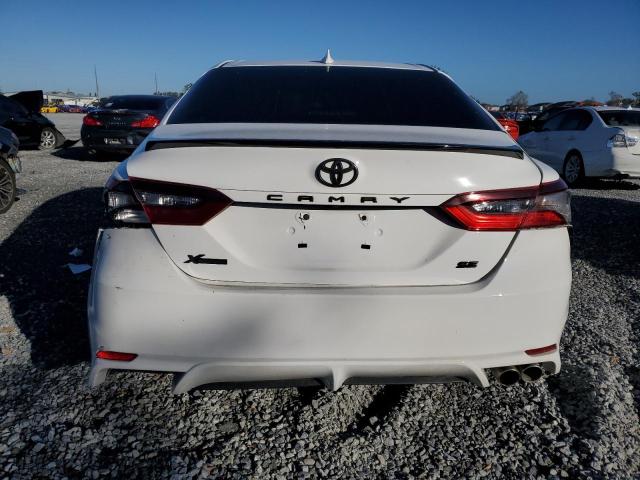 Photo 5 VIN: 4T1G11AK0NU667423 - TOYOTA CAMRY SE 