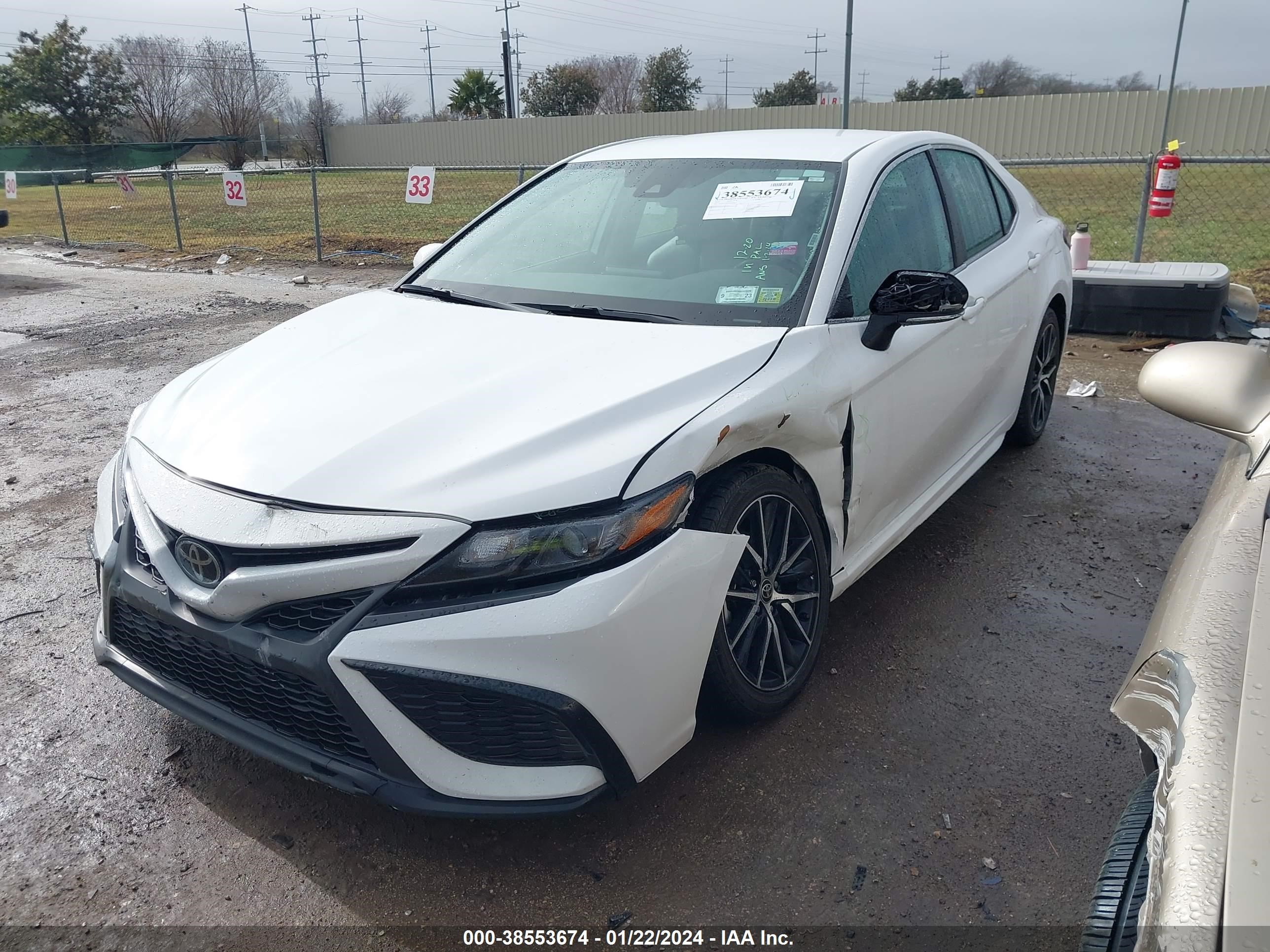 Photo 1 VIN: 4T1G11AK0NU679474 - TOYOTA CAMRY 