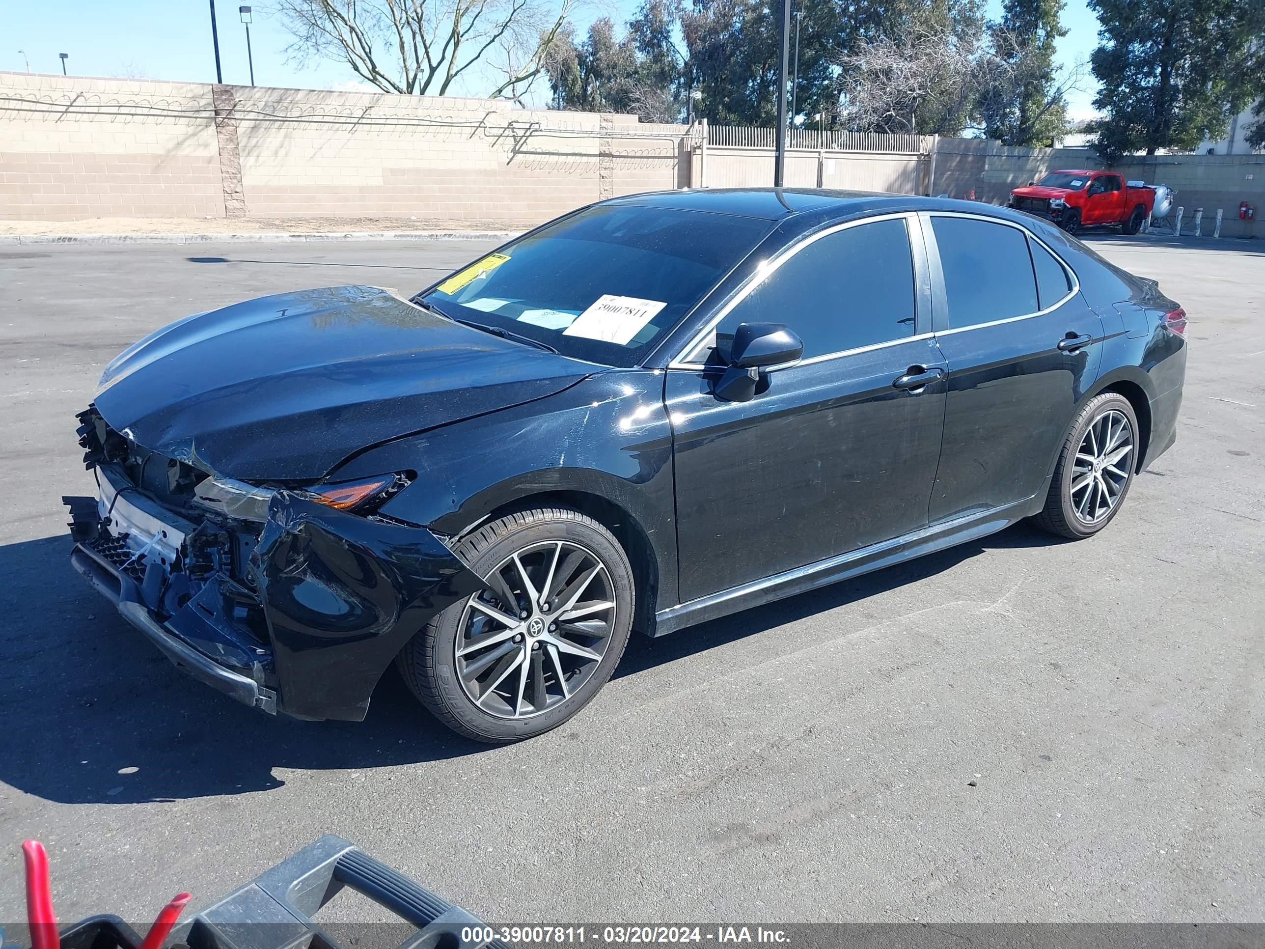 Photo 1 VIN: 4T1G11AK0NU681838 - TOYOTA CAMRY 