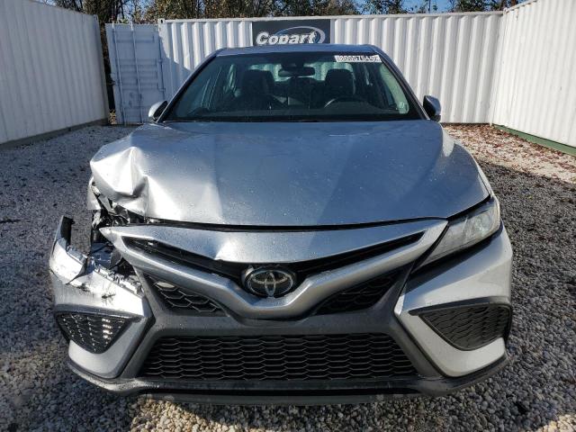 Photo 4 VIN: 4T1G11AK0NU708813 - TOYOTA CAMRY SE 