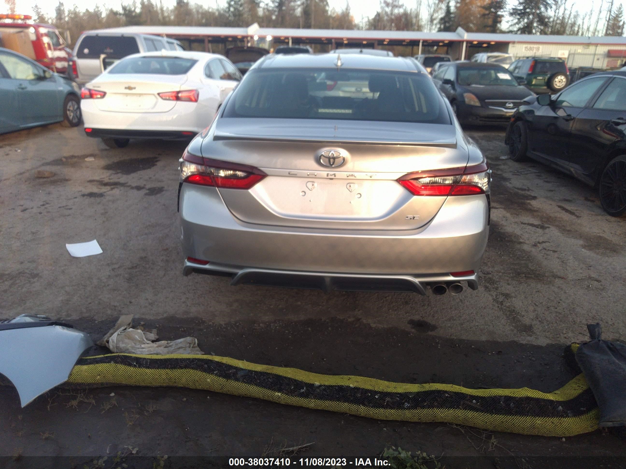 Photo 16 VIN: 4T1G11AK0NU709430 - TOYOTA CAMRY 